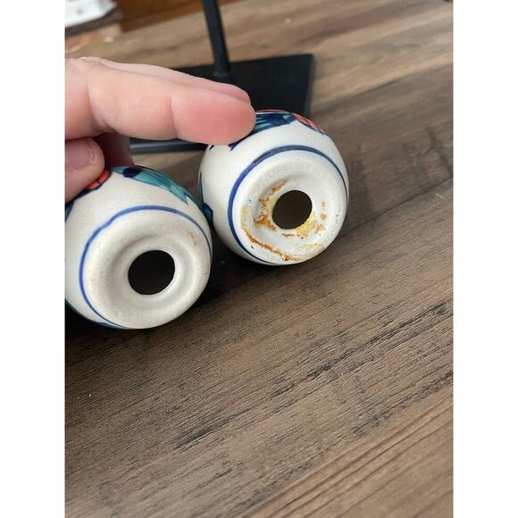 6/$25 Festive Turquoise and Orange Salt & Pepper Shakers - Picture 5 of 5